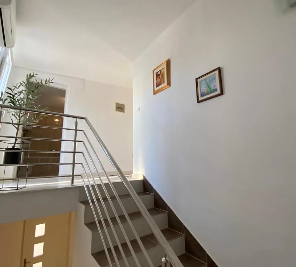 Villa Kuca Za Odmor Nika Vrsi 0*,  Croacia